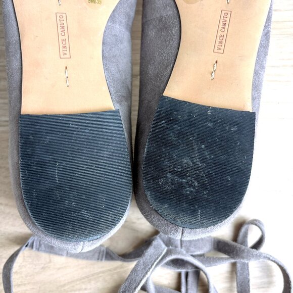 Vince Camuto greige suede lace-up flats - size 9M - Picture 9 of 11